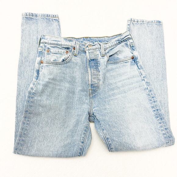 Levi's 501 S Skinny Light Wash Button Fly Denim Jeans Leg Size 26 x 28 - Picture 4 of 8